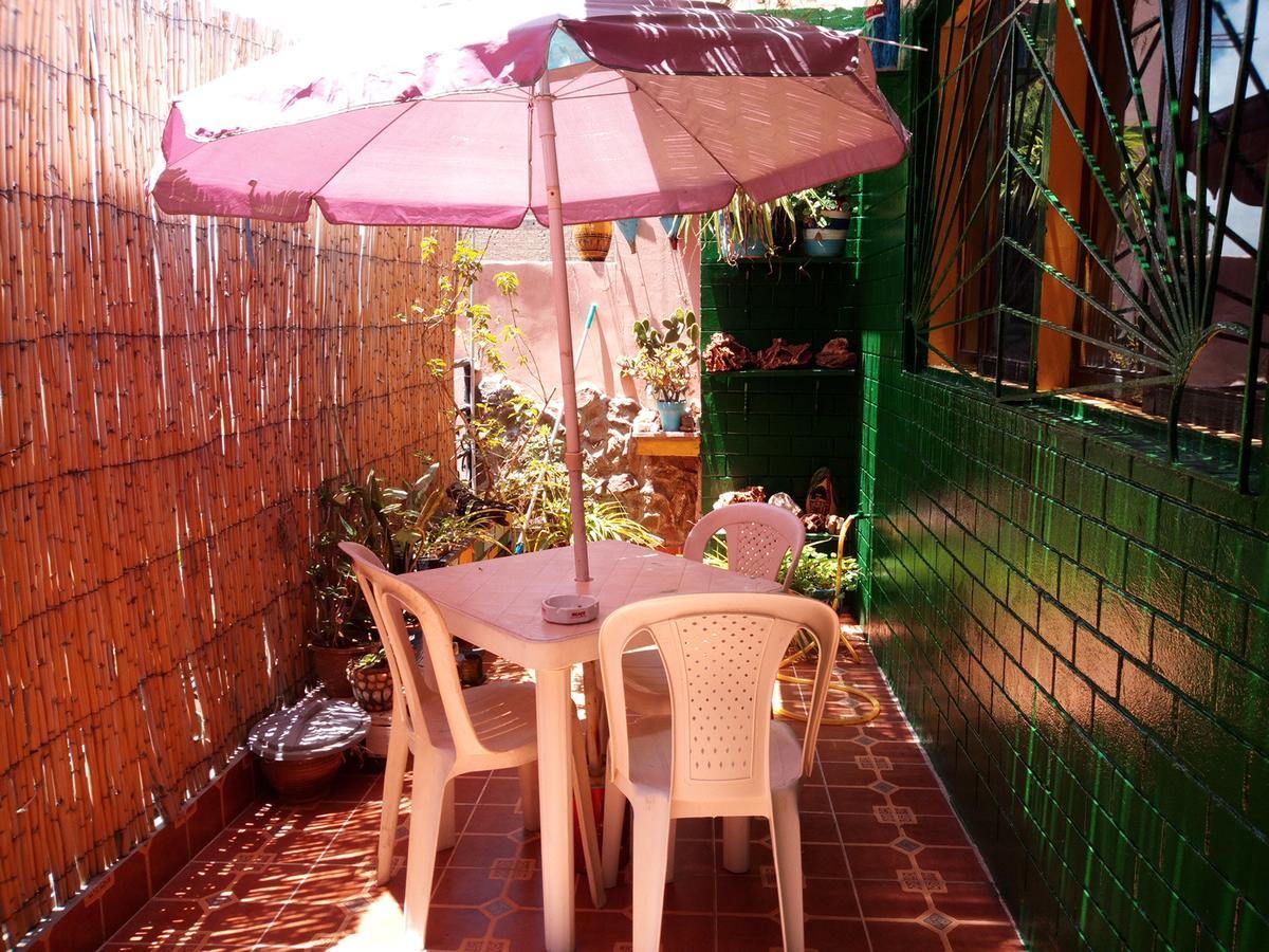 Marguerite Apartemnt Dans Une Residence Familiale Casablanca Bagian luar foto
