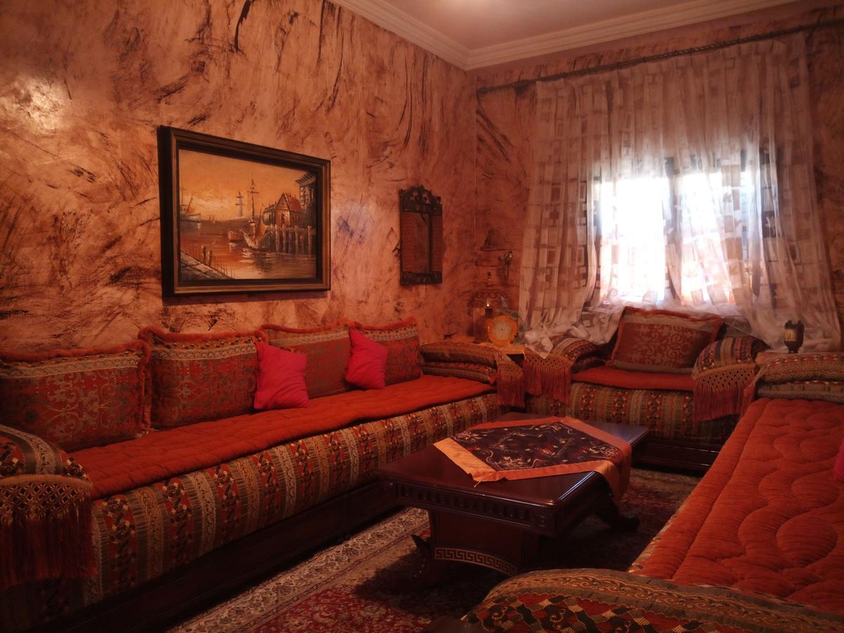 Marguerite Apartemnt Dans Une Residence Familiale Casablanca Bagian luar foto